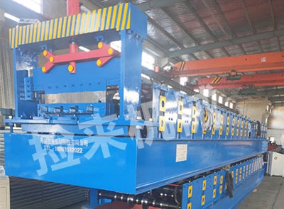 閉口樓承板設(shè)備相比開口樓承板設(shè)備有哪些優(yōu)勢？